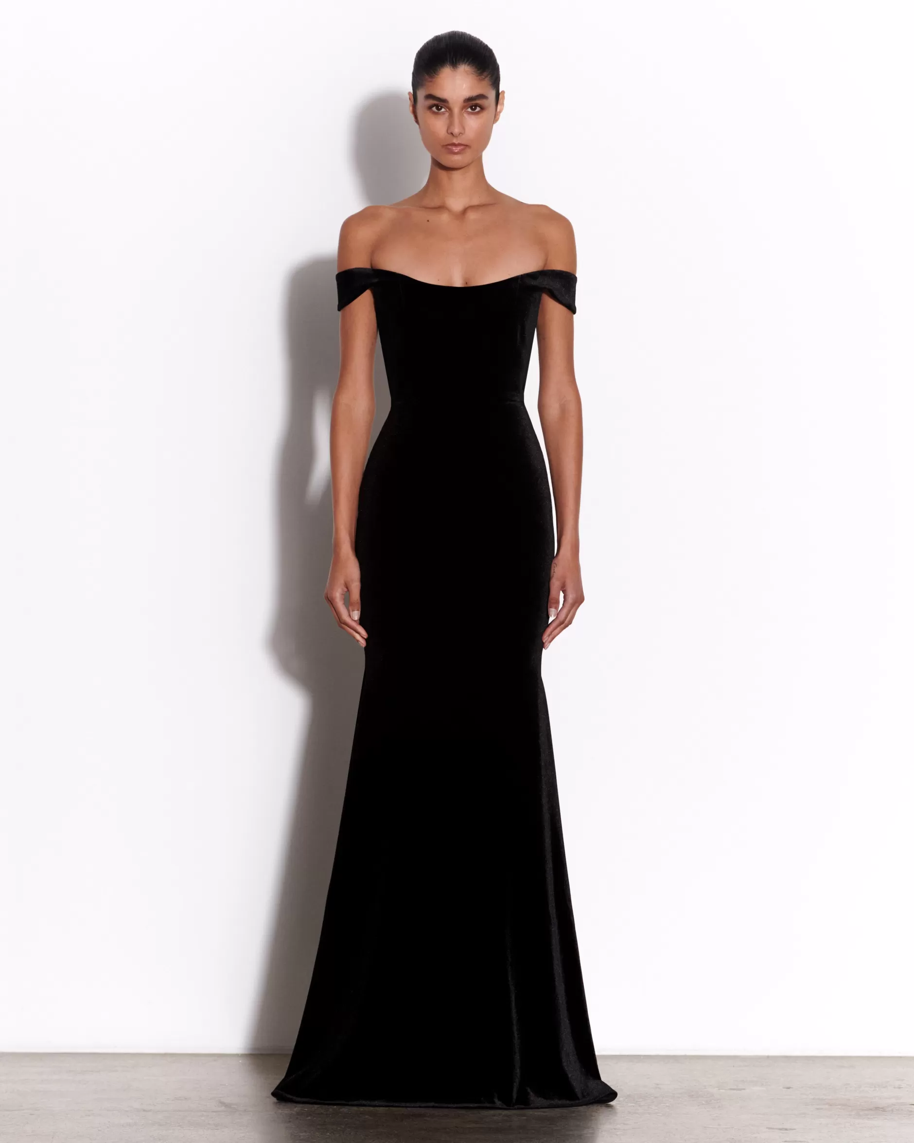 Off Shoulder Corset Gown in Velvet | Alex Perry Hot